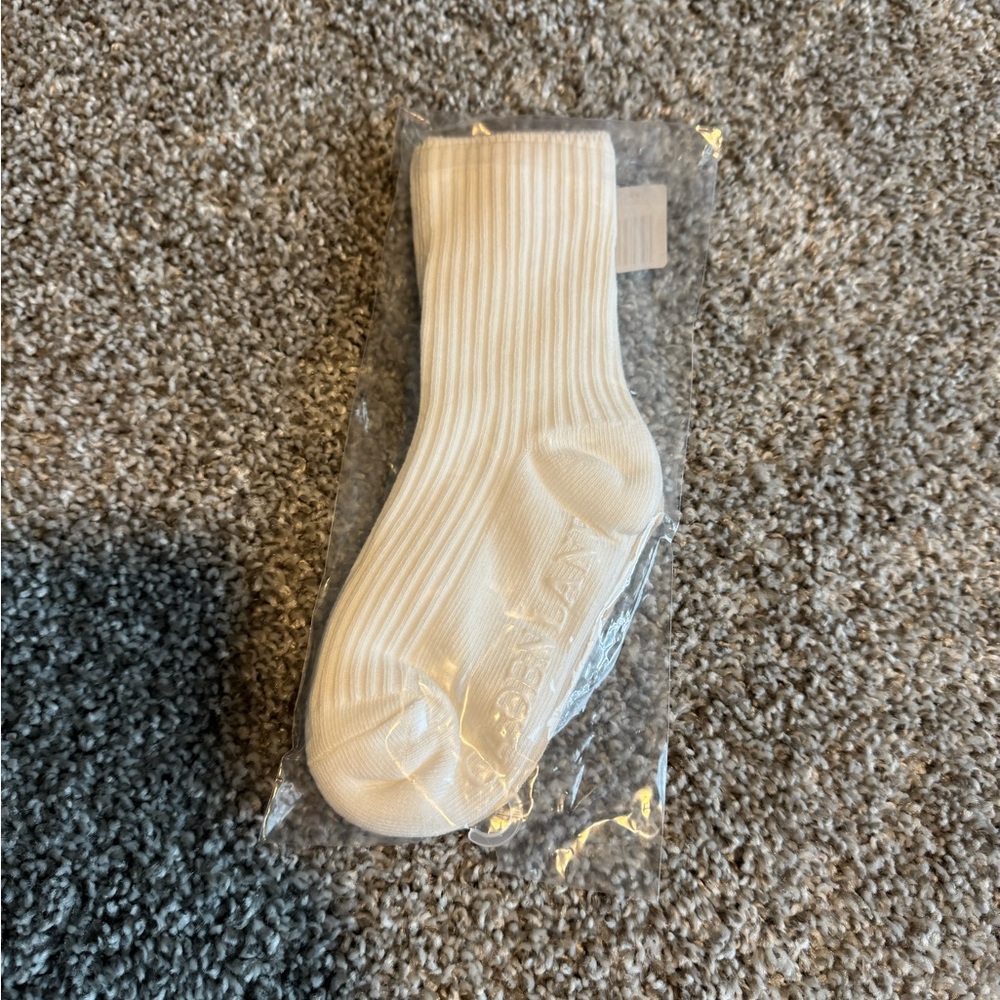 Caden Lane Cream Ribbed Socks